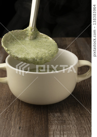Steps to make broccoli potage 138383964