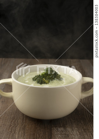 蒸花椰菜濃湯 138384003