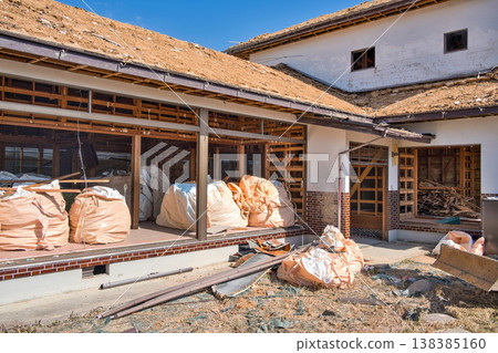 老木屋拆除現場 老木屋拆除現場 138385160