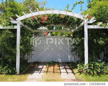 Streetscape of Byron Bay, Australia 138386268