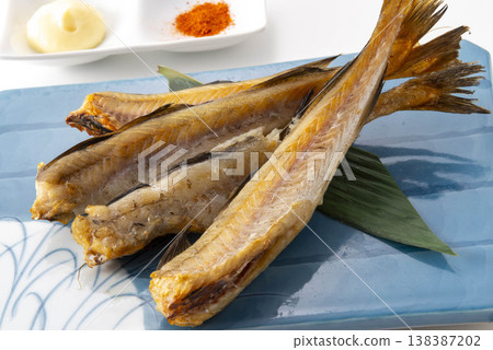 烤魚拼盤 138387202