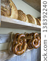 一家出售自製麵包的麵包店（boulangerie）。 138392240