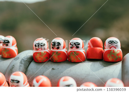 Daruma dolls in Katsuo Ji temple Daruma dolls in Katsuo Ji temple 138396039