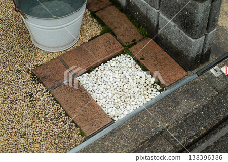 Garden gravel and brick layout - Japanese-style garden background material / Garden gravel brick layout Garden gravel and brick layout - Japanese-style garden background material / Garden gravel brick layout 138396386