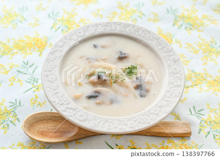 Bean sprout and mushroom stew Bean sprout and mushroom stew 138397766