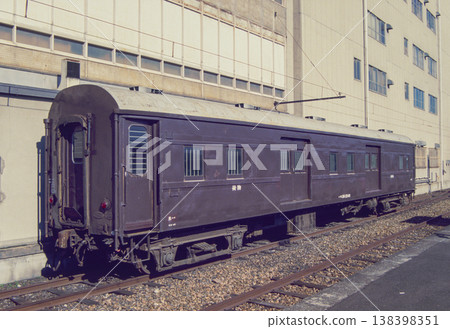 1985年:出雲市站JNR行李車Mani 36 2240的回憶 1985年:出雲市站JNR行李車Mani 36 2240的回憶 138398351