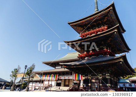 成田山新勝寺雄偉的寺院和歷史悠久的寺廟景色 138398917