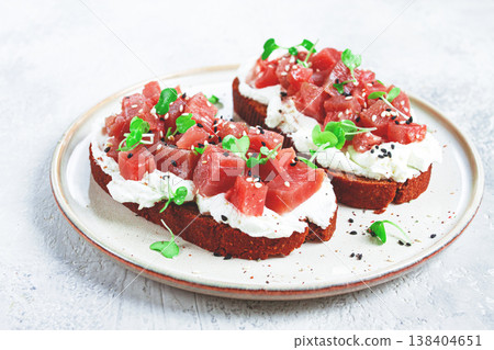 sandwiches, rye bread with cream cheese, sliced tuna fillet with herbs, breakfast, homemade, sandwiches, rye bread with cream cheese, sliced tuna fillet with herbs, breakfast, homemade, 138404651