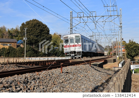Tobu Railway train bound for Minami-Kurihashi 138412414
