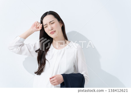 Hot businesswoman Hot businesswoman 138412621