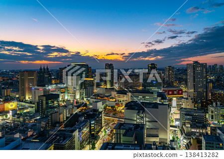 [Kanagawa Prefecture] The cityscape around Kawasaki Station at dusk, as seen from the observation deck of Kawasaki City Hall. 138413282