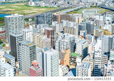 【神奈川縣】從川崎市政府展望台上看到的川崎站週邊城市景觀。 138413355