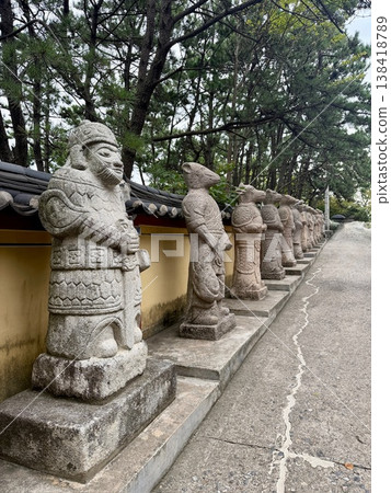 韓國釜山海東龍宮寺:十二生肖石像 韓國釜山海東龍宮寺:十二生肖石像 138418789