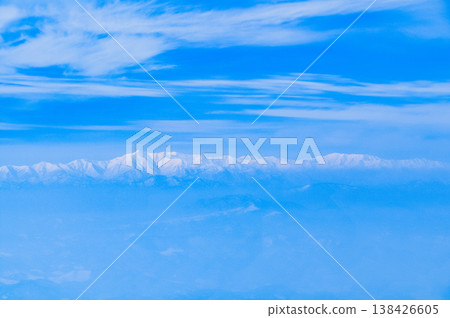 [Clear skies] Zao's snow monsters, pure white frost-covered trees standing out against the deep blue sky, and a spectacular winter landscape. 138426605