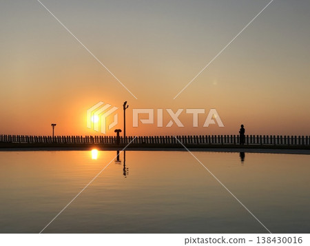 A beautiful morning glow 138430016