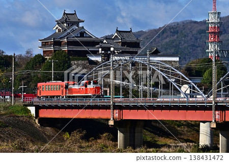 Fukuchiyama Castle and vehicles Fukuchiyama Castle and vehicles 138431472