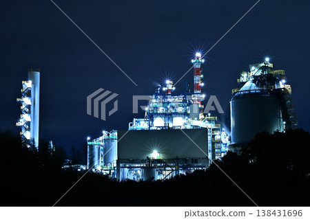 阿布施工廠夜景 138431696