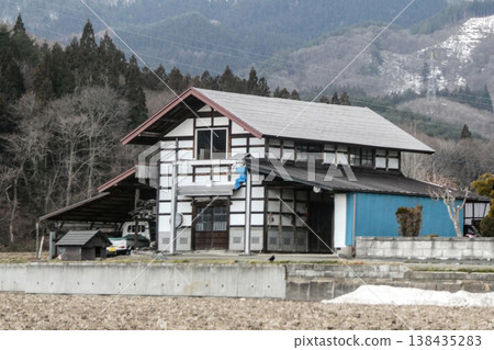An old house in Yahaba Town, Iwate Prefecture An old house in Yahaba Town, Iwate Prefecture 138435283