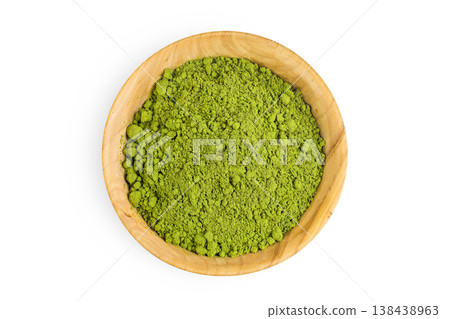 Green matcha powder in wooden bowl isolated on white background. Top view 138438963