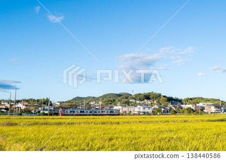 【廣見線】途經鄉村地區的當地列車 138440586