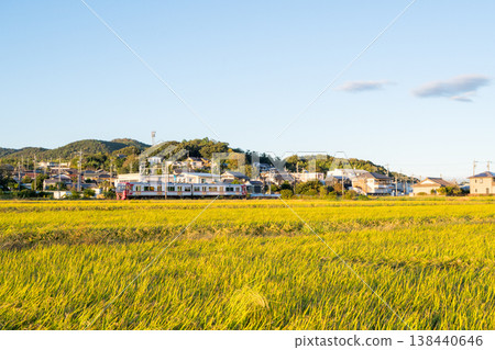 [Hiromi Line] Local train running through rural areas 138440646