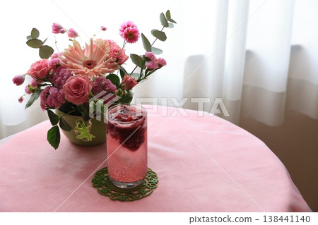 Pink flower arrangement Pink flower arrangement 138441140