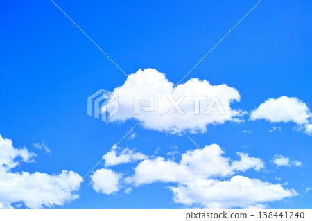 藍色的天空和雲圖像 藍色的天空和雲圖像 138441240