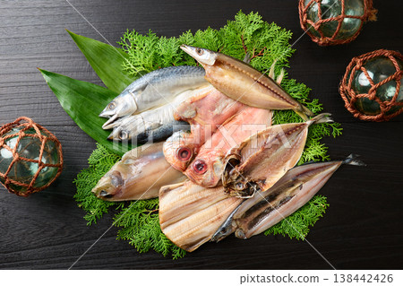 各種乾魚 各種乾魚 138442426