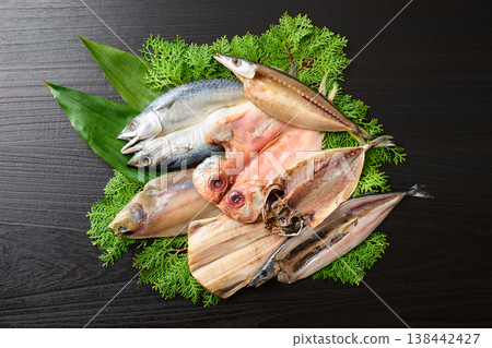 各種乾魚 各種乾魚 138442427