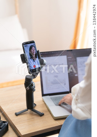 YouTuber、影片創作者、錄音、影片分發、影片製作、電腦、直播、串流場景 138442974