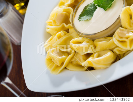 Ravioli with creamy sauce Ravioli with creamy sauce 138443562