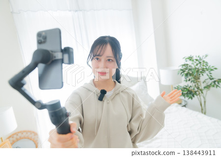 Video production, filming methods, property tours, wireless microphones, recording, video streaming, female influencers, influencers 138443911