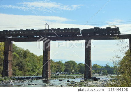 Scenery of the Chichibu Railway: Kami-Nagatoro Railway Bridge (SL Paleo Express steam locomotive C58363) Scenery of the Chichibu Railway: Kami-Nagatoro Railway Bridge (SL Paleo Express steam locomotive C58363) 138444108