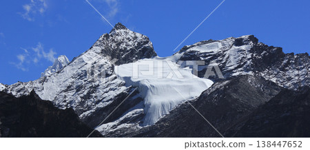 Mountain and glacier near of the Kongma La Pass, Nangkartshang Peak, Nepal. Mountain and glacier near of the Kongma La Pass, Nangkartshang Peak, Nepal. 138447652