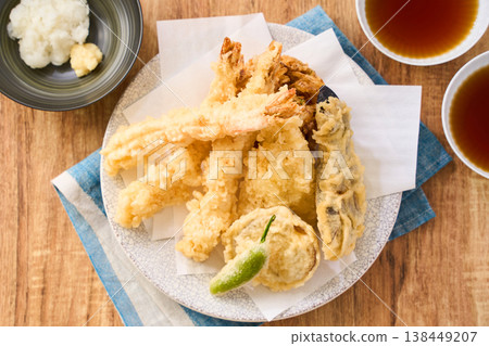 Assorted tempura: Shrimp, white fish, eggplant, shishito pepper, sweet potato 138449207