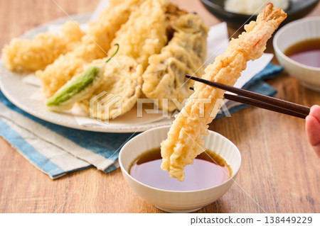 Assorted tempura: Shrimp, white fish, eggplant, shishito pepper, sweet potato 138449229