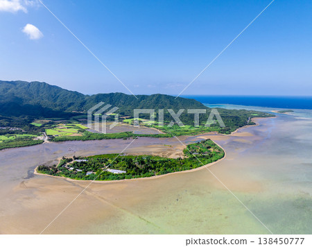 Yubu Island (Taketomi Town, Okinawa Prefecture) 138450777