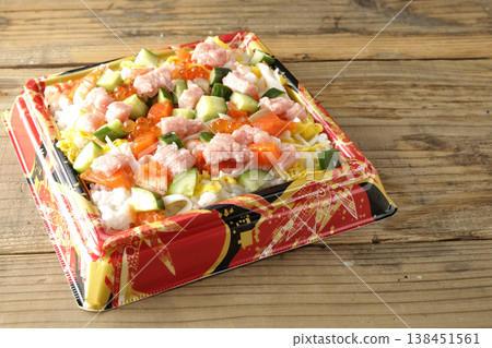 配料豐富的散壽司 配料豐富的散壽司 138451561