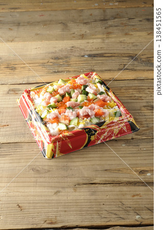 配料豐富的散壽司 138451565