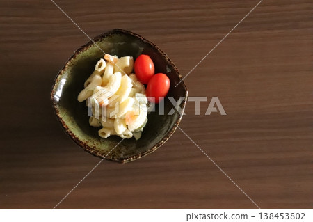 Macaroni salad 138453802