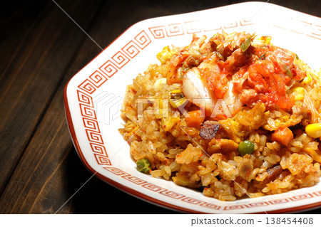 一份辣味泡菜炒飯。 一份辣味泡菜炒飯。 138454408