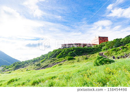 Senjojiki Cirque hiking trails and spectacular views 138454498