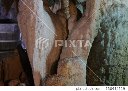 石垣島洞穴石 石垣島洞穴石 138454519