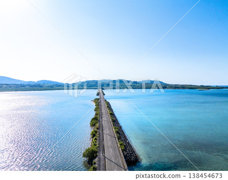 Kaichu Road (Iriomote Island, Okinawa Prefecture) 138454673