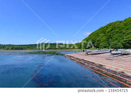 Chirippu Fishing Port, a small fishing port in eastern Hokkaido 138454725