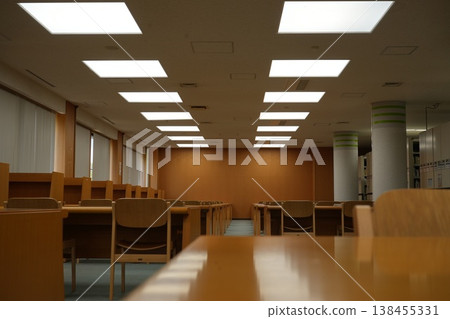 Empty classroom, library Empty classroom, library 138455331