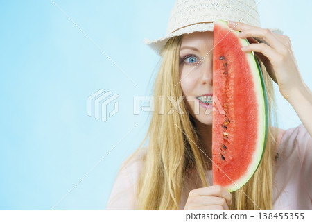 woman holding watermelon fruit woman holding watermelon fruit 138455355