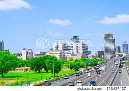 【大阪府】六月 - 街景與阪神高速公路 138457487