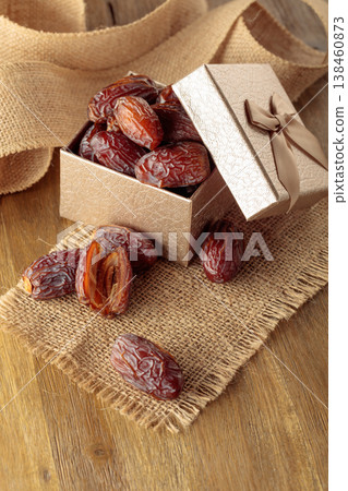 Dates fruits in gift box. 138460873