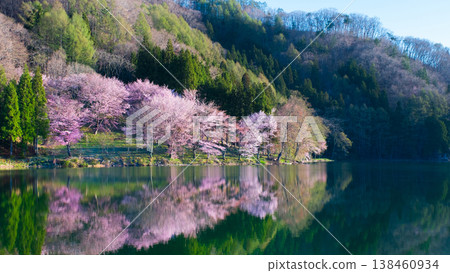 Yoh Yamazakura of Lake Nakanishi 138460934